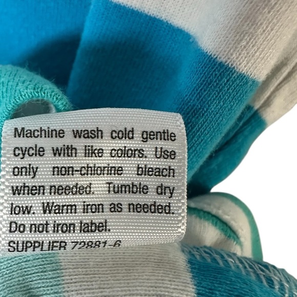 St. John’s Bay Women’s Striped Short Sleeve T-Shirt Size Small 100% Cotton - Picture 6 of 6